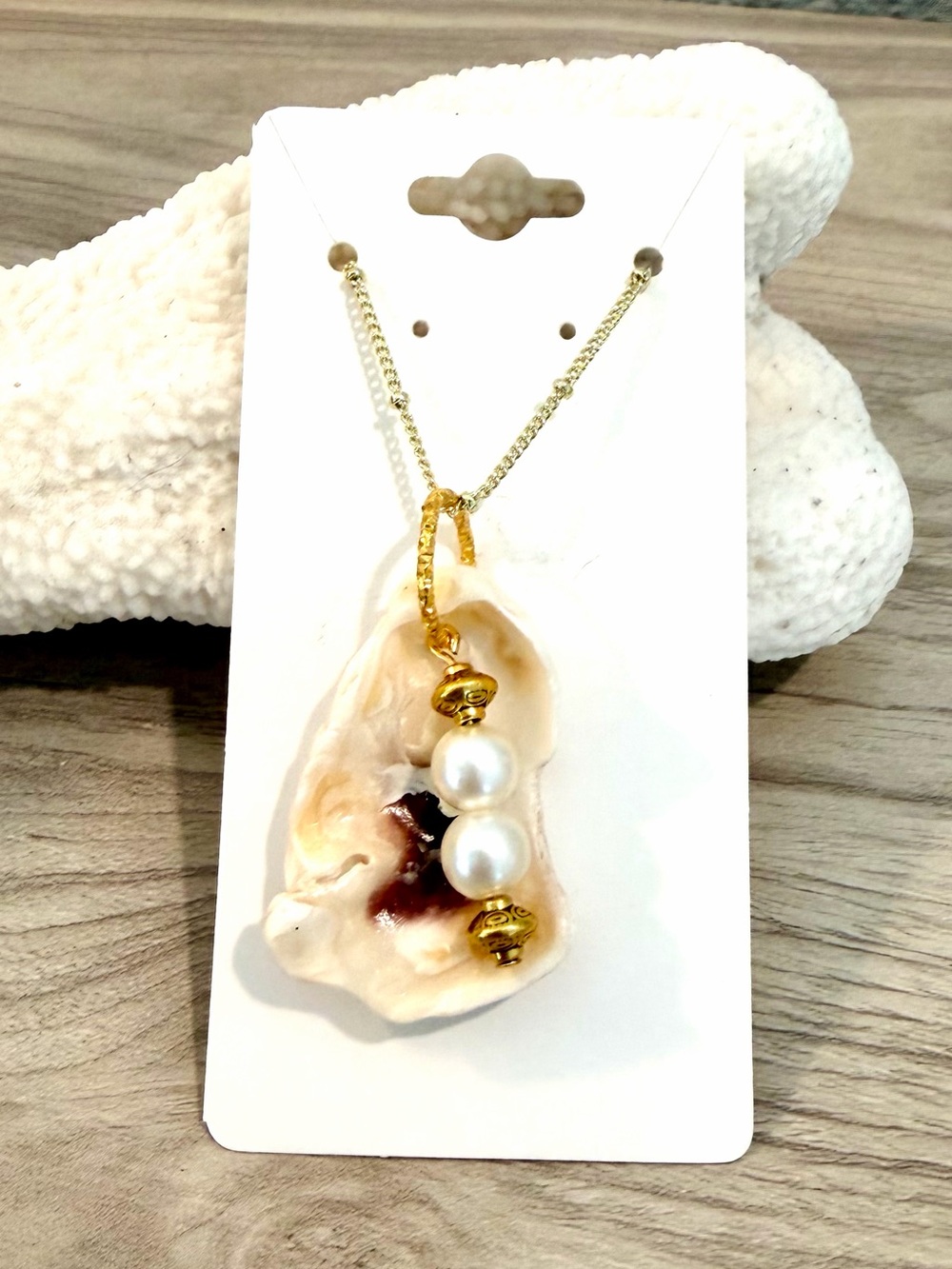 67. Oyster Shell Pendant Necklace with faux pearl and gold beaded inset